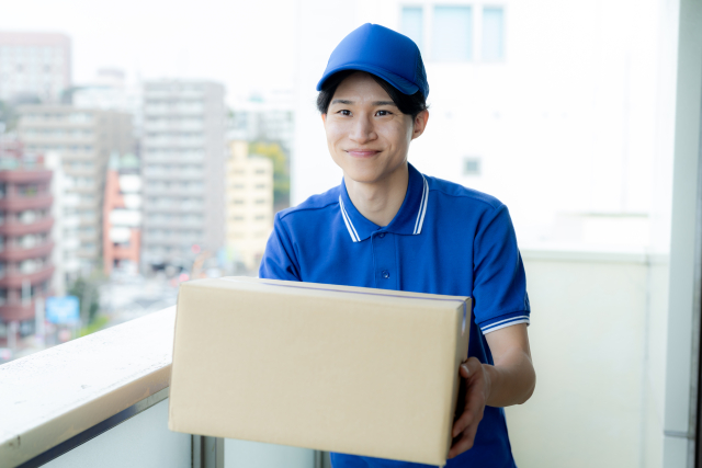 amazon 配達員 バイト の働き方｜仕事内容はAmazonの荷物を配達すること